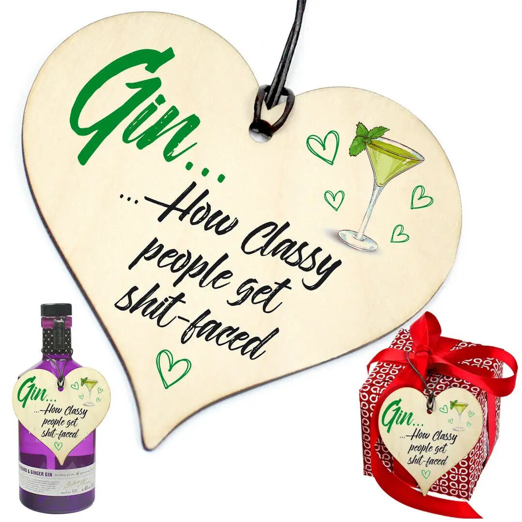 Hjärta av trä, presentetikett. text "Gin...how classy people get shit-faced"