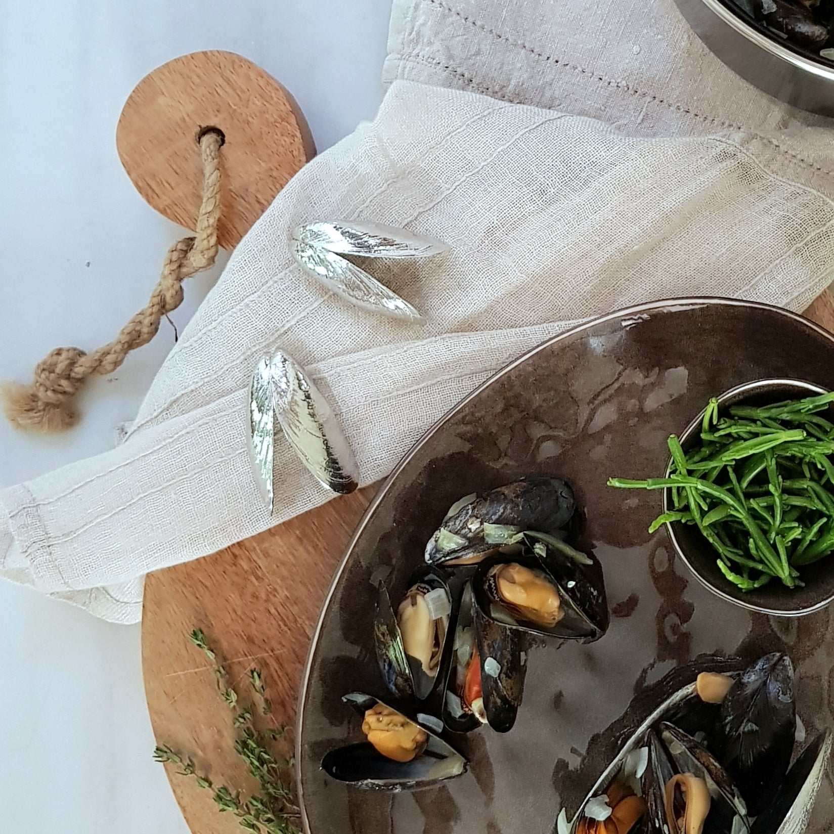 Musselbestick i tenn. Set med två. Musslor Inspirationsbild 