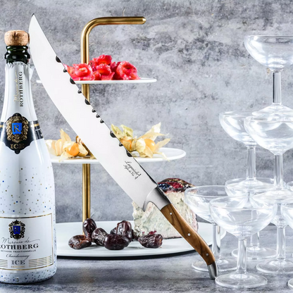 Champagnesabel Laguiole. Handtag olivträ. 